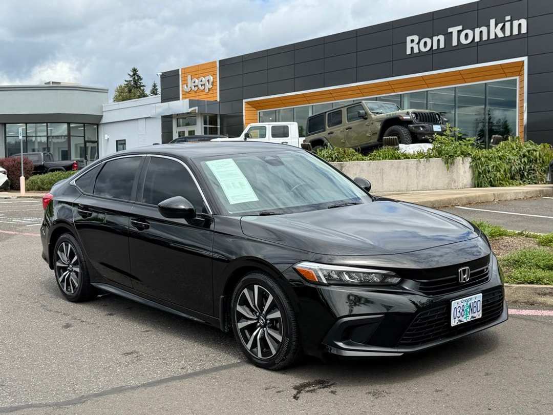 2022 Honda Civic EX - Image 2