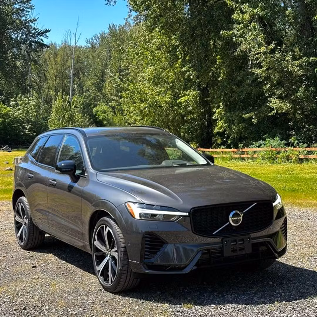 2024 Volvo Xc60 Recharge Plug-In Hybrid Ultimate - Image 2