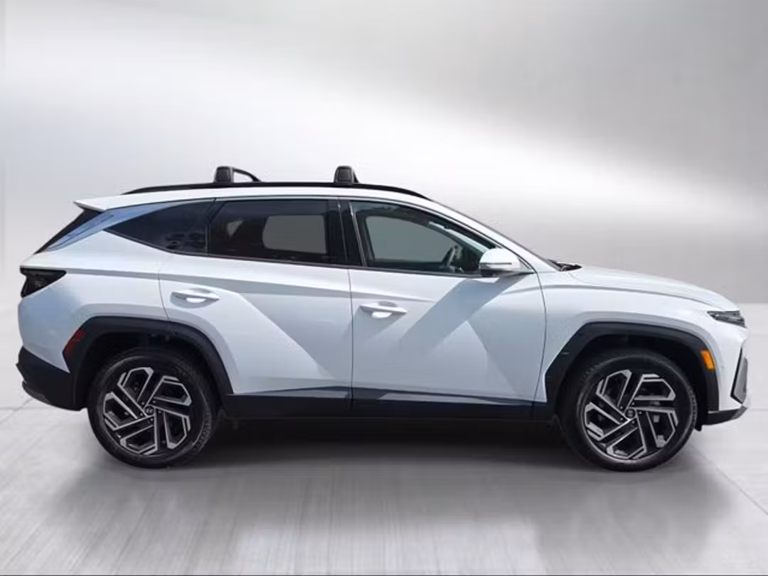 2026 Hyundai Tucson Limited - Image 2