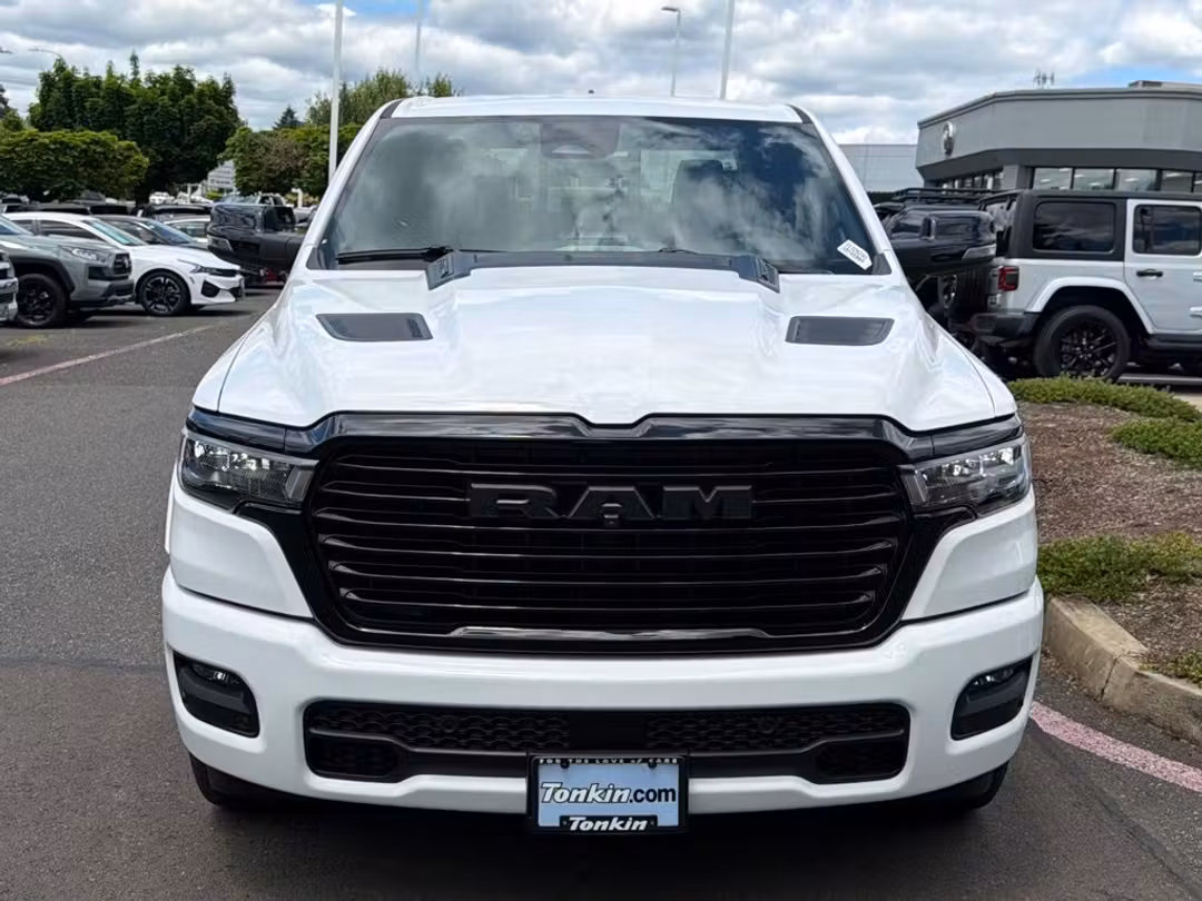 2026 Ram 1500 Laramie - Image 3