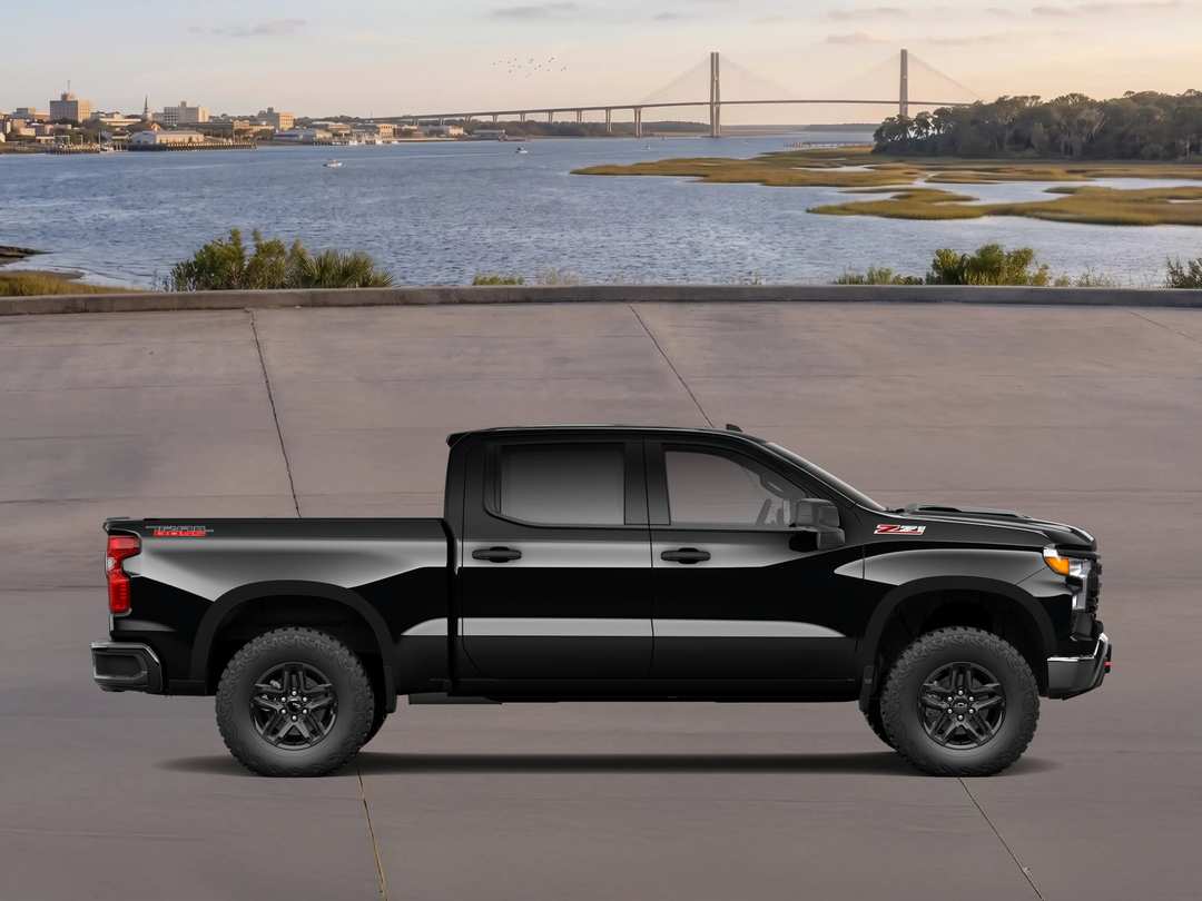 2026 Chevrolet Silverado 1500 Custom Trail Boss - Image 3