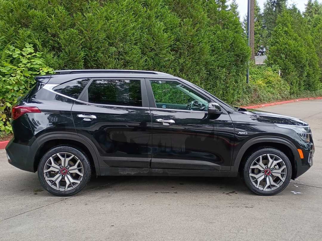 2021 Kia Seltos SX - Image 3