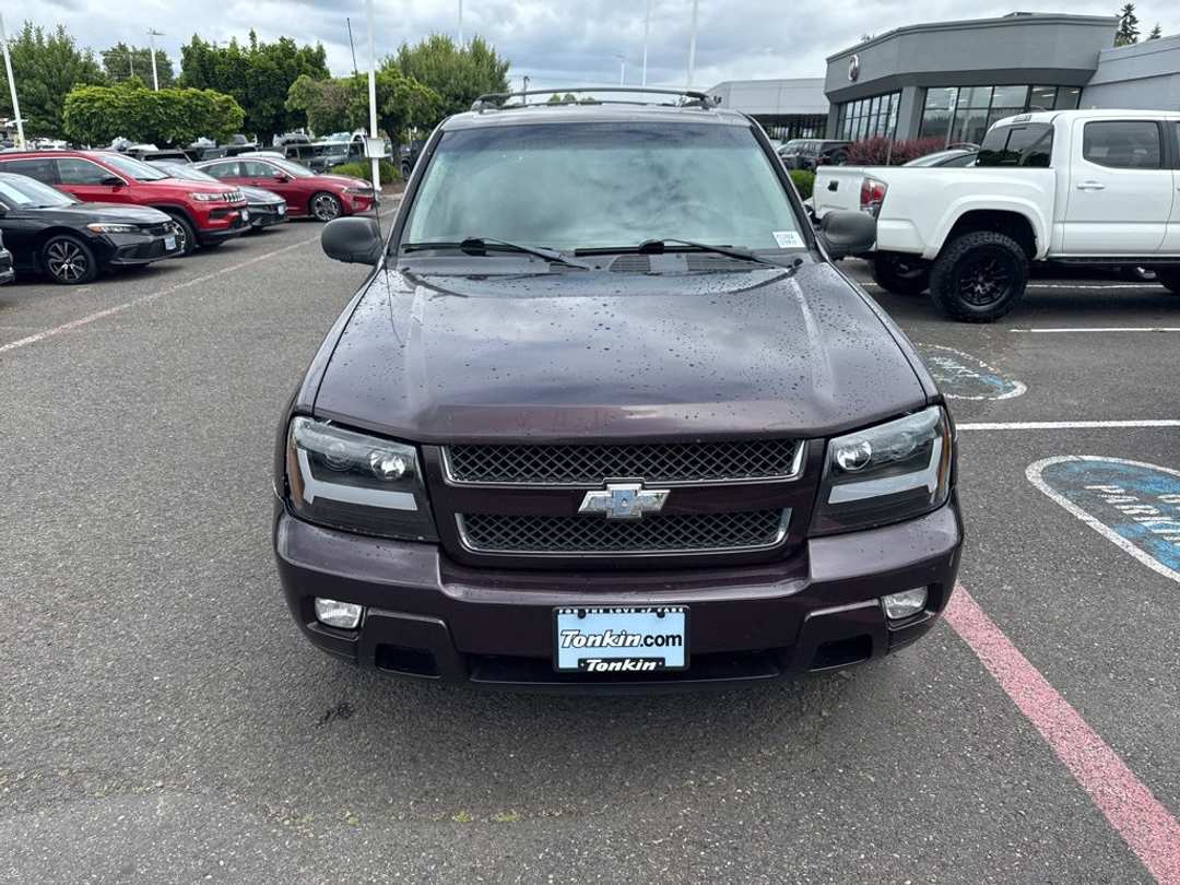 2009 Chevrolet Trailblazer LT - Image 2