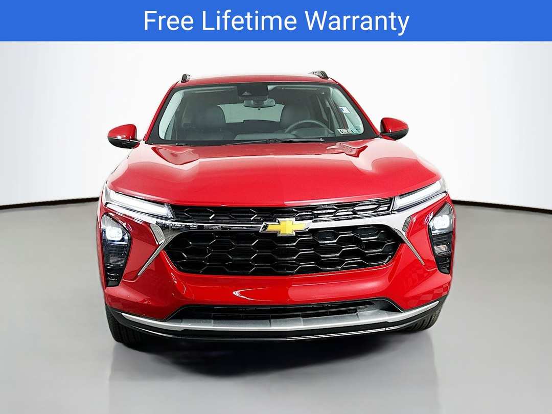 2026 Chevrolet Trax LT - Image 2