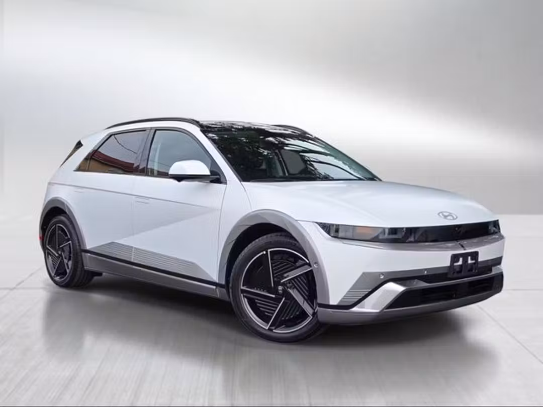2026 Hyundai Ioniq 5 Limited - Image 2