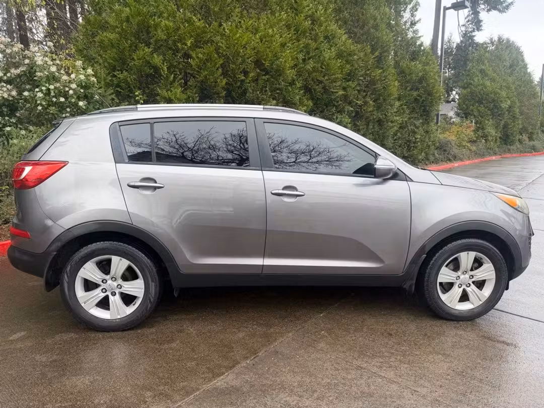 2012 Kia Sportage LX - Image 3