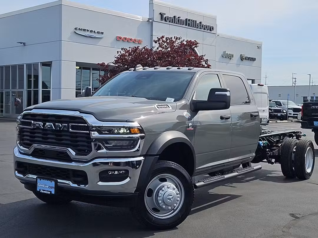2026 Ram 5500Hd Tradesman - Image 2