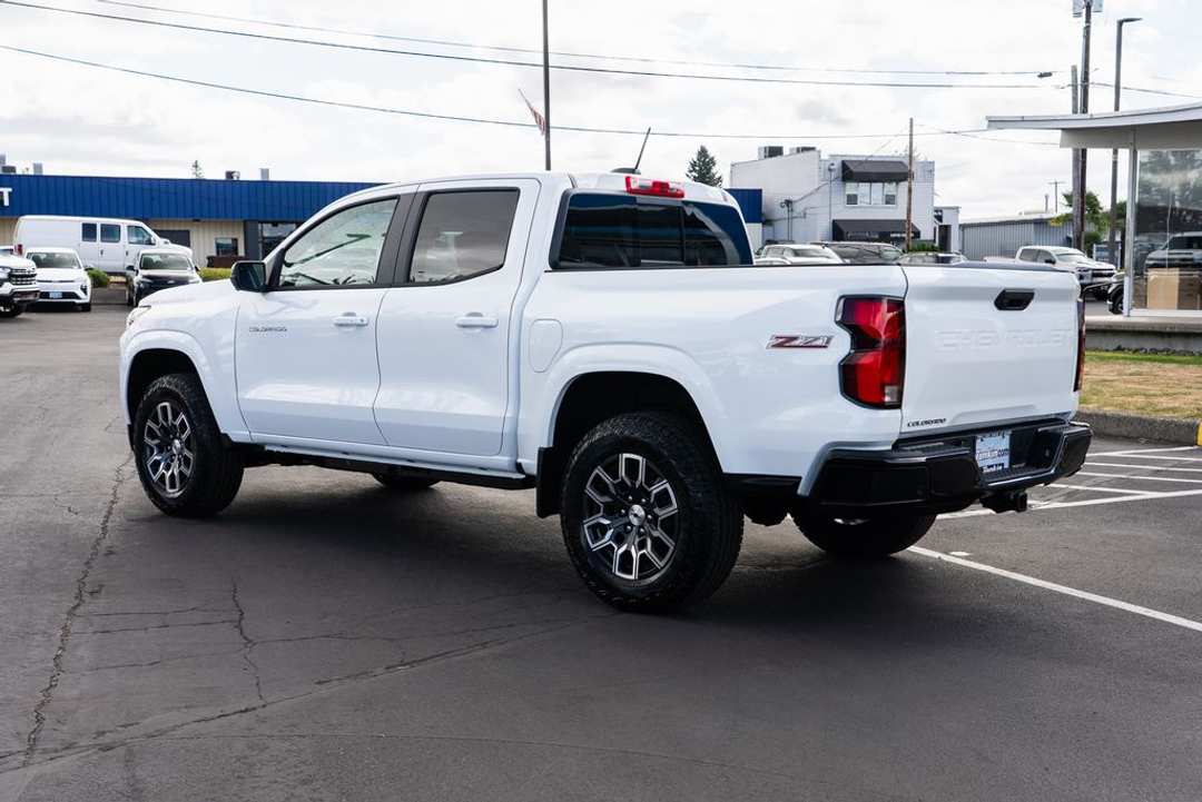 2026 Chevrolet Colorado Z71 - Image 2