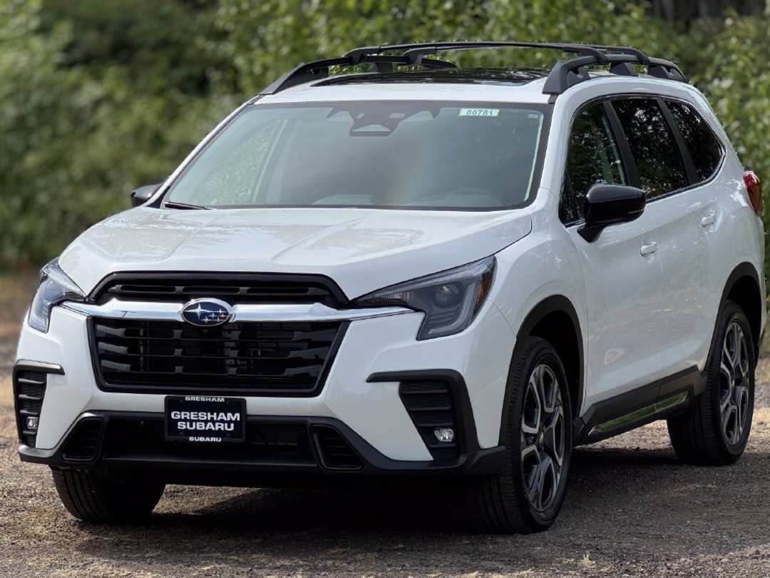 2026 Subaru Ascent Limited - Image 3