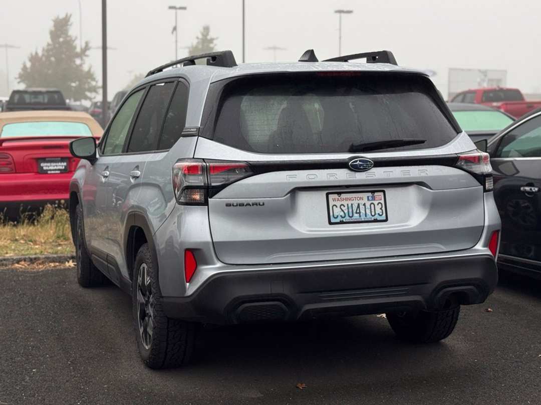 2025 Subaru Forester Premium - Image 2