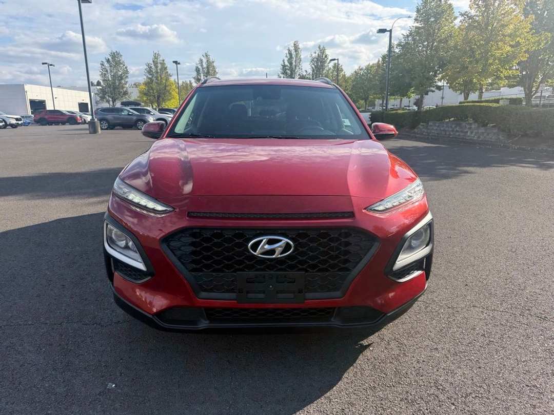 2020 Hyundai Kona SEL - Image 2
