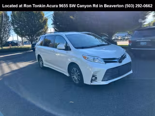 2019 Toyota Sienna XLE Premium