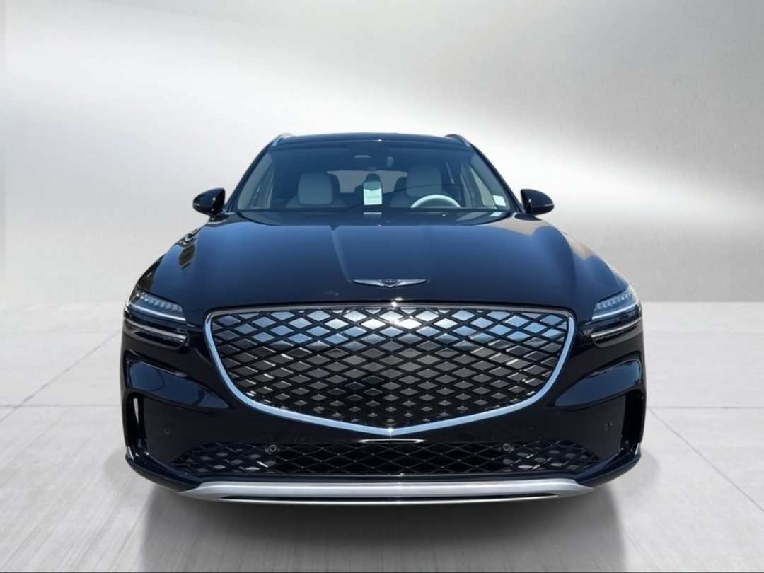2026 Genesis Electrified Gv70 - Image 2