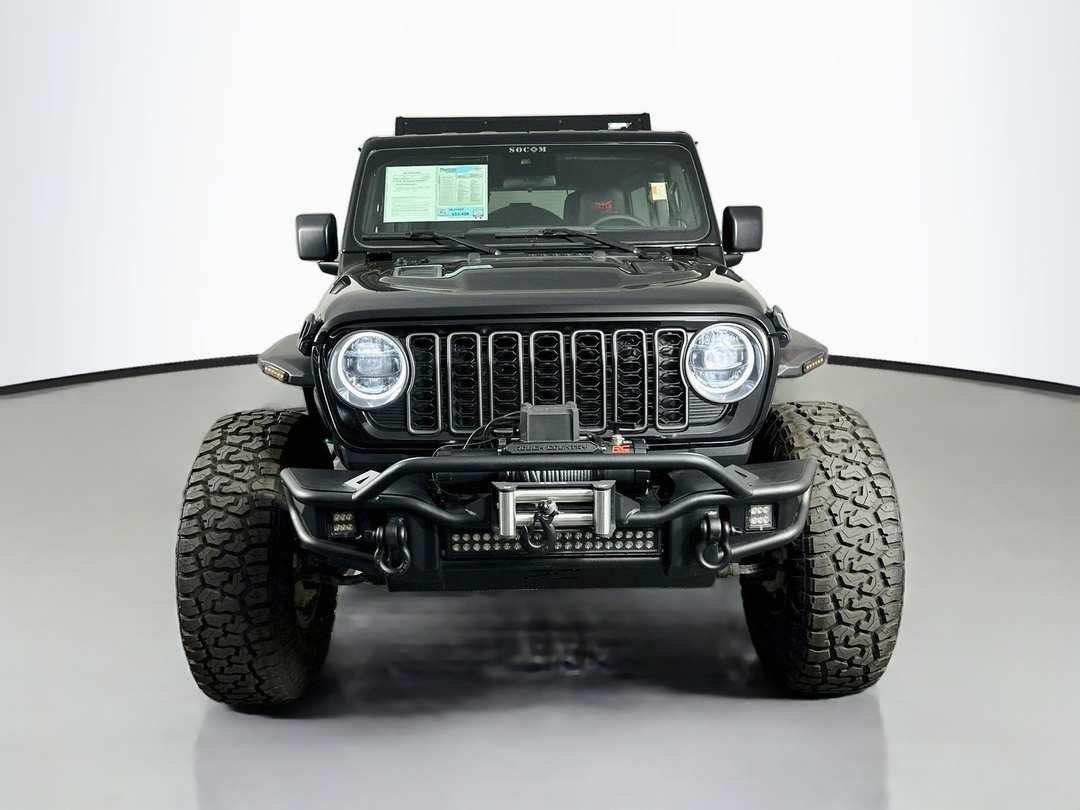 2025 Jeep Wrangler Rubicon - Image 2