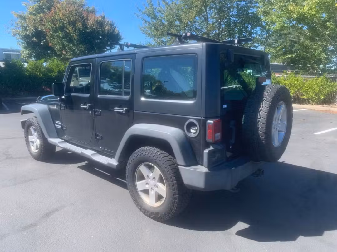 2016 Jeep Wrangler Unlimited Sport - Image 2