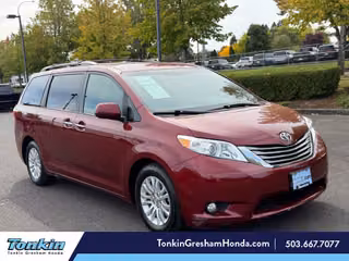 2016 Toyota Sienna XLE