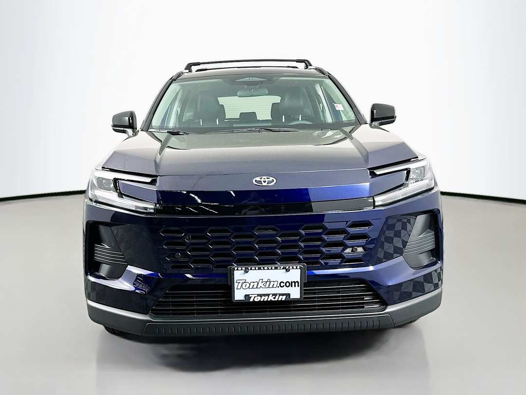 2026 Toyota Rav4 XLE Premium - Image 2