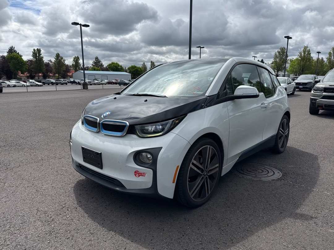 2014 BMW I3 with Range Extender - Image 3