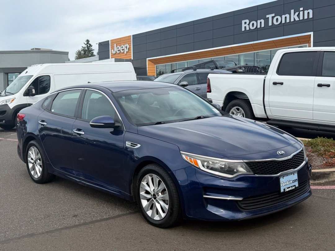 2017 Kia Optima LX - Image 2