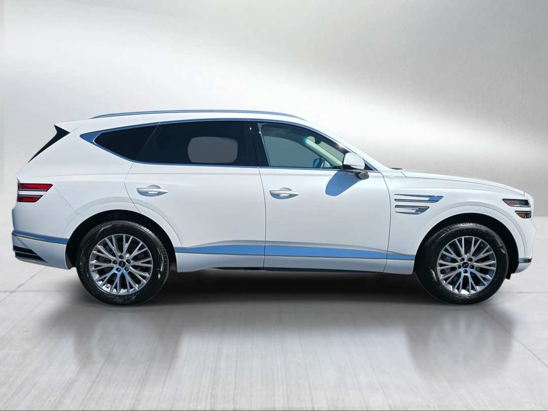2025 Genesis Gv80 2.5T - Image 2