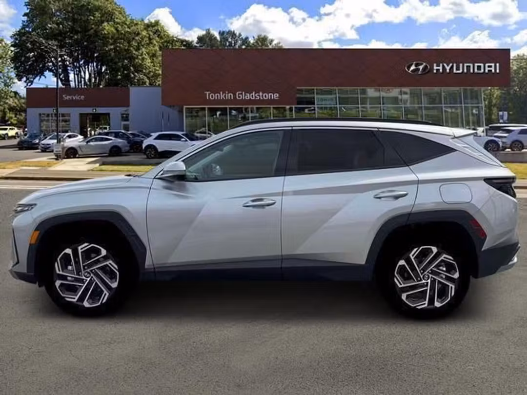 2026 Hyundai Tucson Limited - Image 3