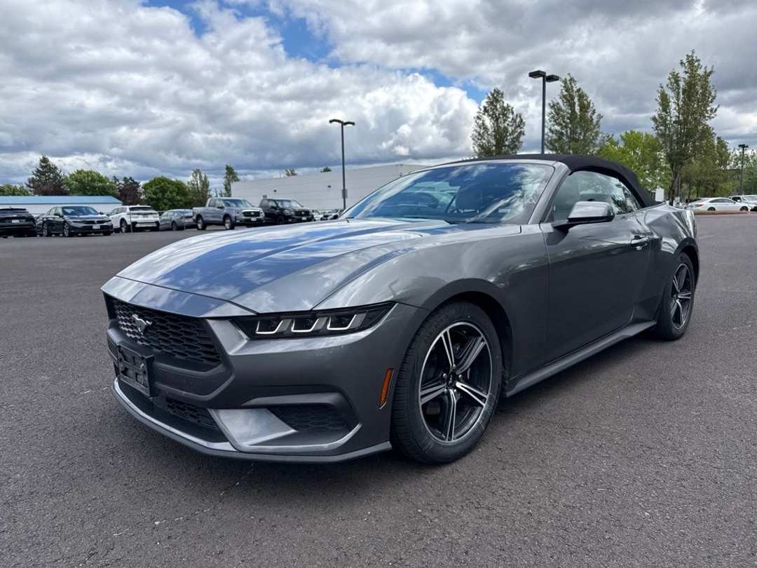 2024 Ford Mustang EcoBoost Premium - Image 3