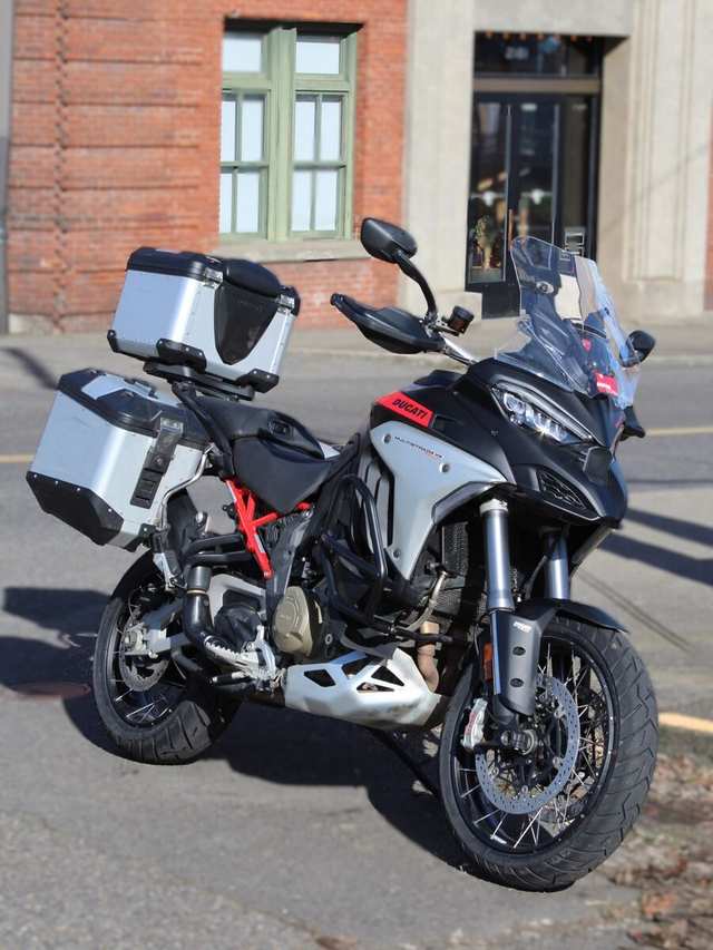 2024 Ducati Mts V4 Rally