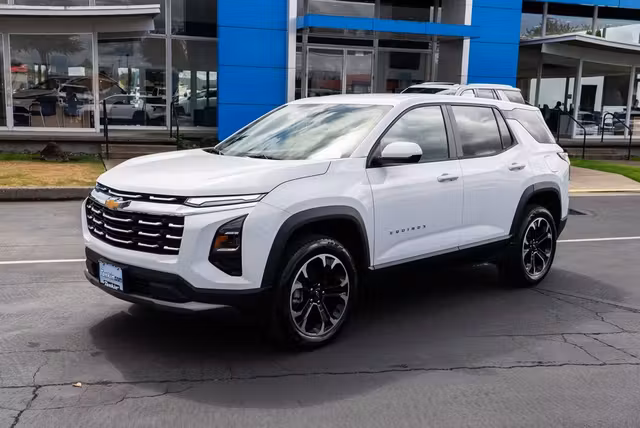 2027 Chevrolet Equinox LT