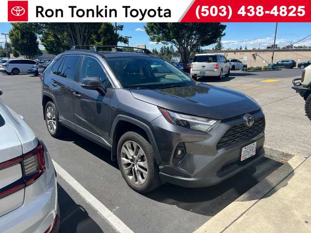 2023 Toyota Rav4 XLE Premium