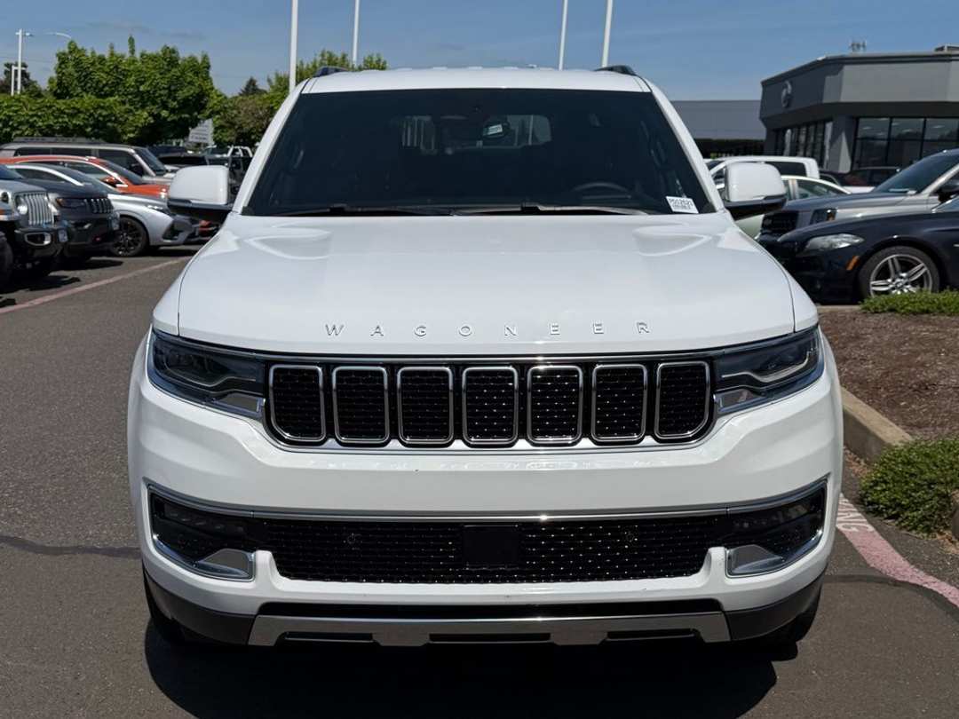 2022 Jeep Wagoneer Series III - Image 3