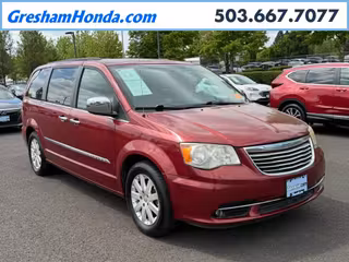 2014 Chrysler Town & Country Touring