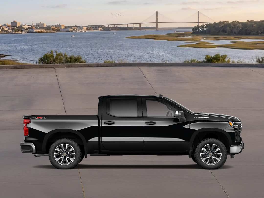 2026 Chevrolet Silverado 1500 LT - Image 3