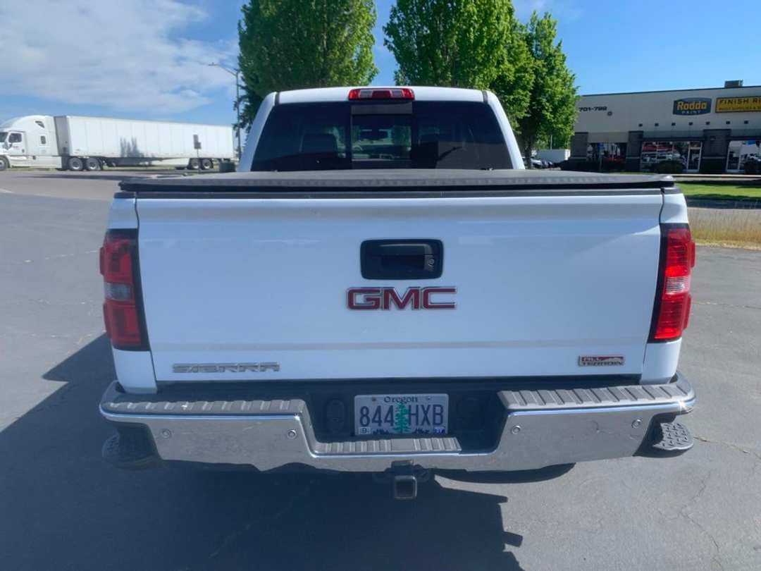 2014 GMC Sierra 1500 SLT - Image 3