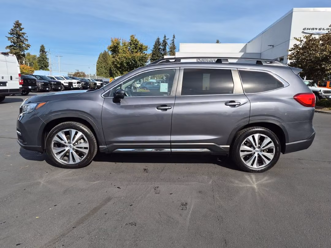 2022 Subaru Ascent Limited - Image 3