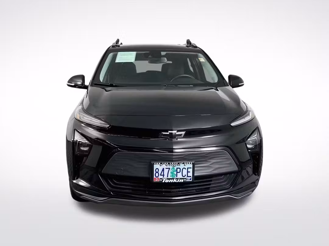 2023 Chevrolet Bolt Euv LT - Image 2