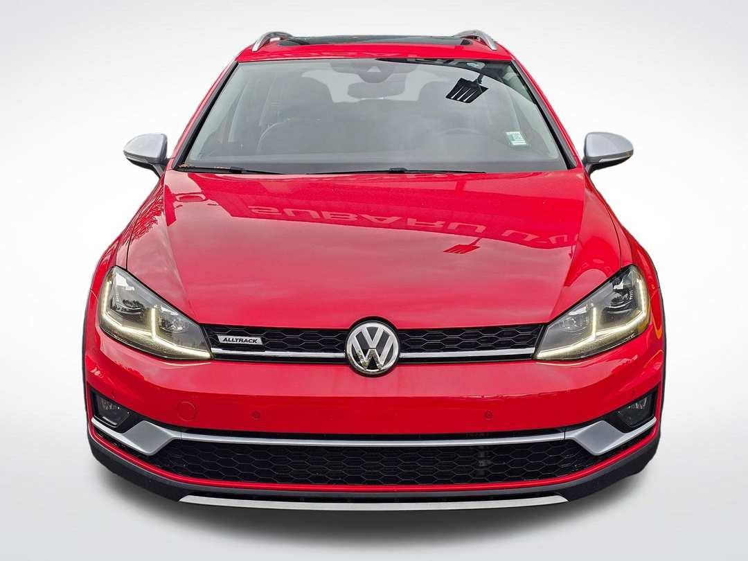 2018 Volkswagen Golf Alltrack TSI SEL - Image 2