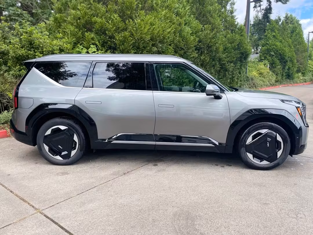 2024 Kia Ev9 Land - Image 3
