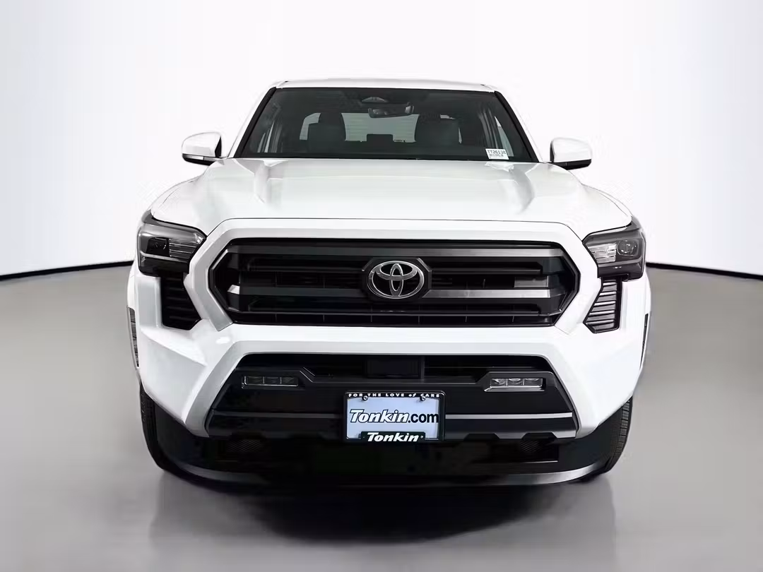 2026 Toyota Tacoma SR5 - Image 2