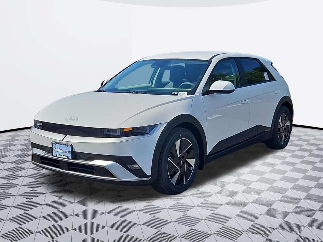 2026 Hyundai Ioniq 5 SEL - Image 2
