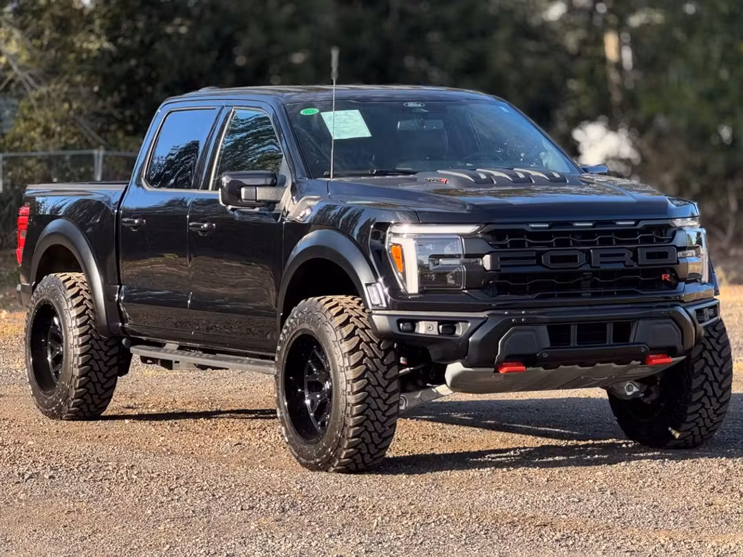 2025 Ford F-150 Raptor R - Image 2