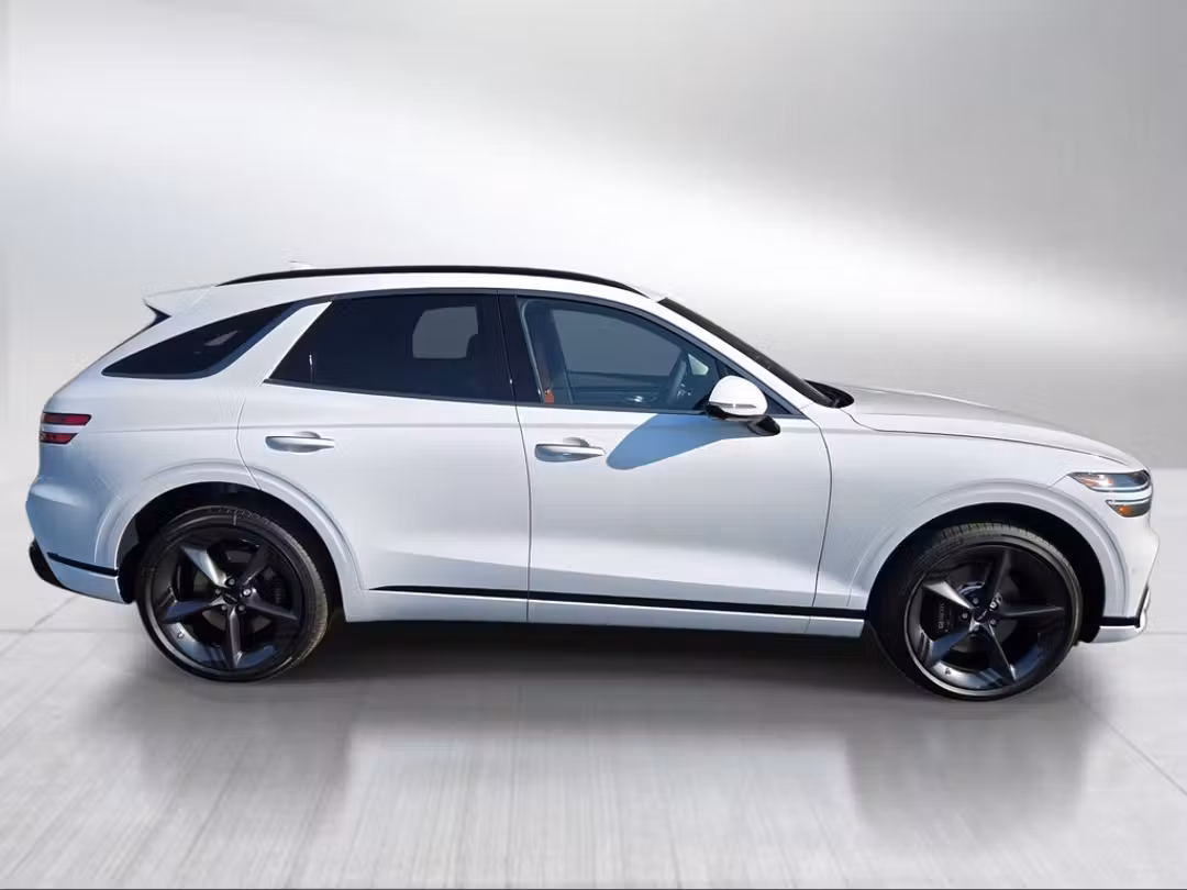 2026 Genesis Gv70 3.5T Sport Prestige - Image 2