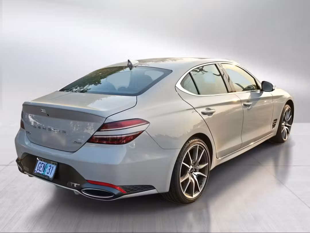 2026 Genesis G70 2.5T - Image 3