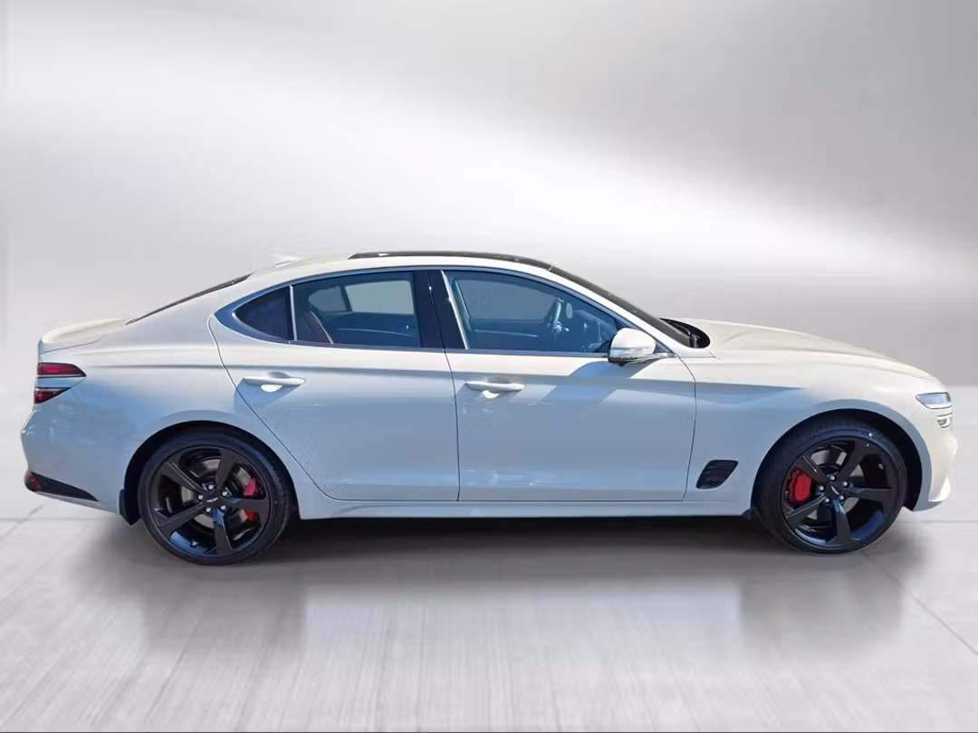 2026 Genesis G70 3.3T Sport Prestige - Image 2