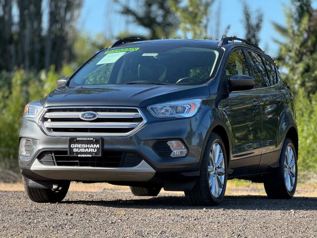 2019 Ford Escape SEL - Image 3