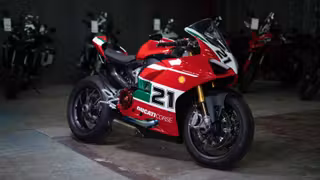 2023 Ducati Panigale V2 Bayliss