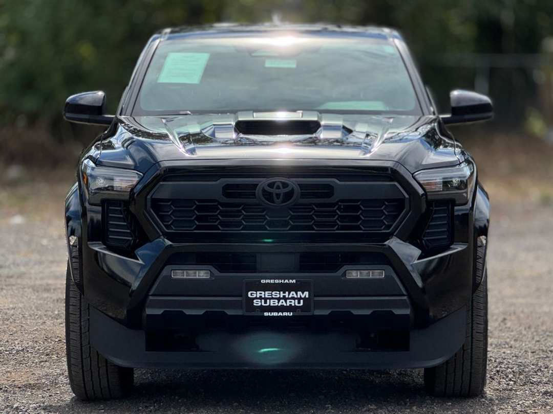 2025 Toyota Tacoma TRD Sport - Image 2