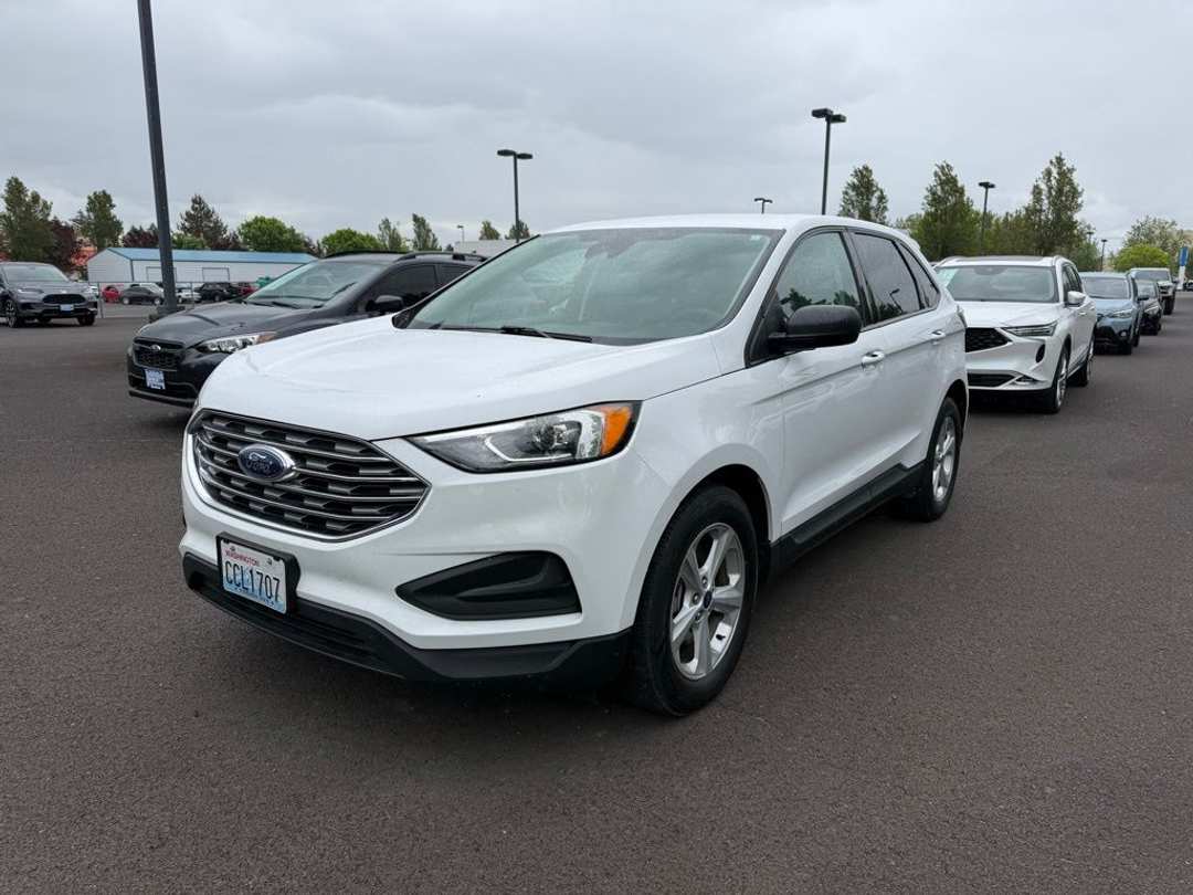 2021 Ford Edge SE - Image 3