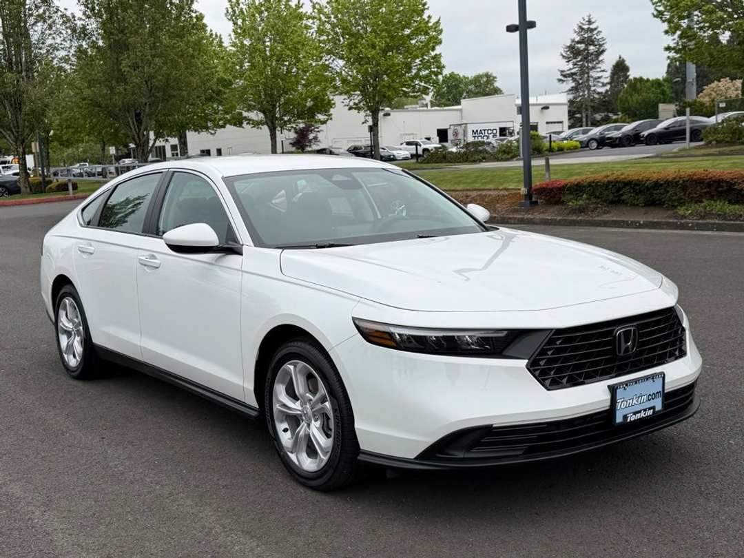 2026 Honda Accord LX - Image 2