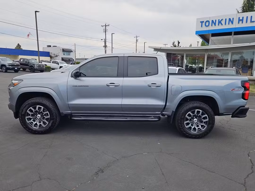 2026 Chevrolet Colorado Z71 - Image 3
