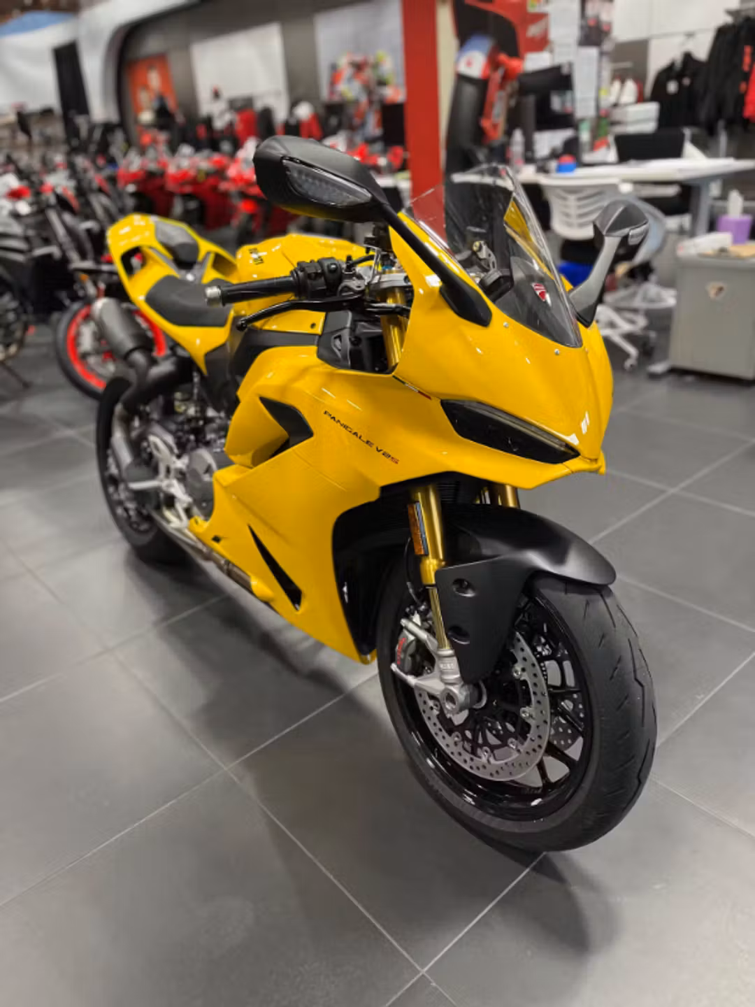 2026 Ducati Panigale V2S - Image 2